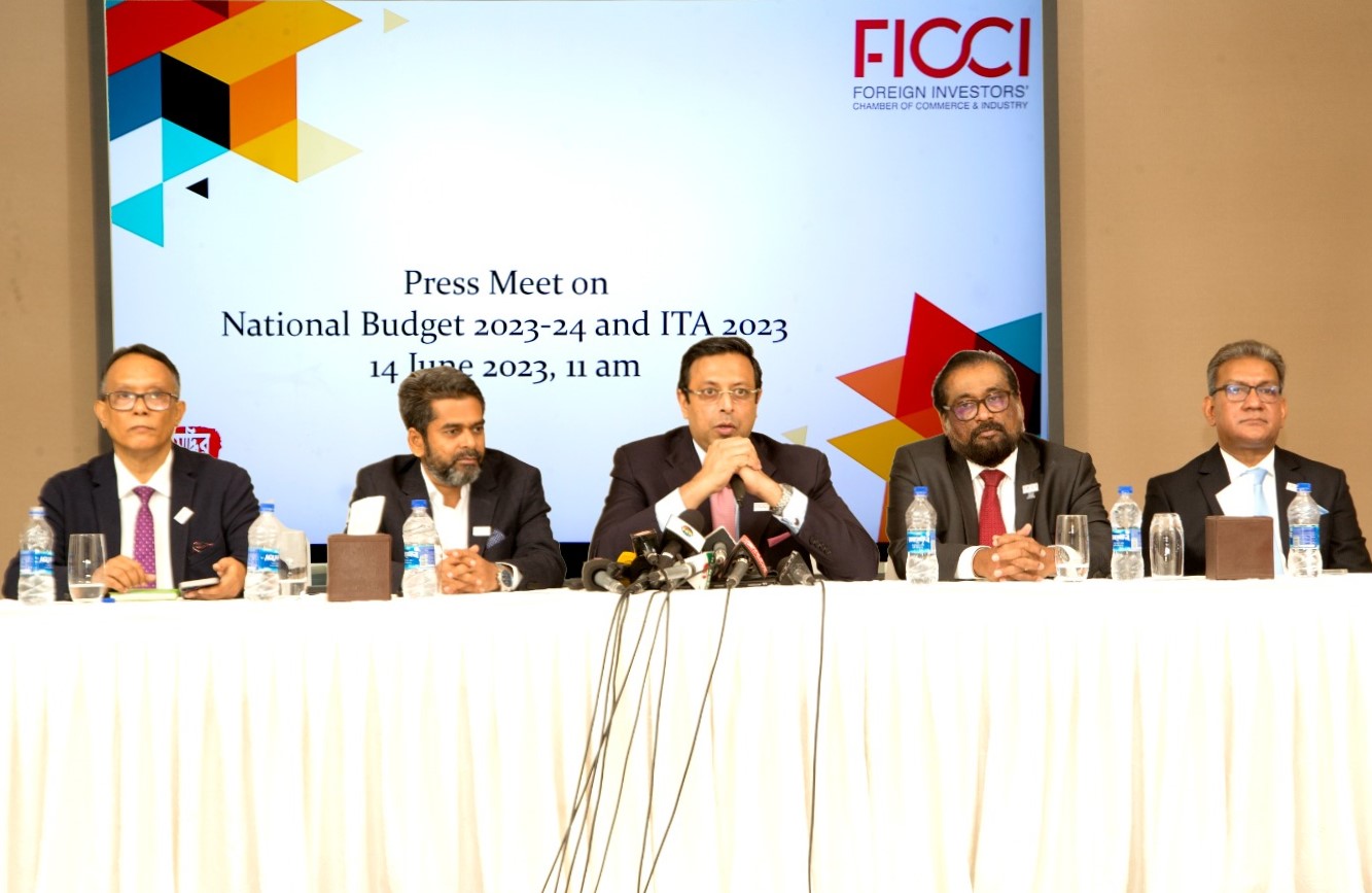 FICCI calls for reduction of tax burden on individuals & corporates to face economic headwinds